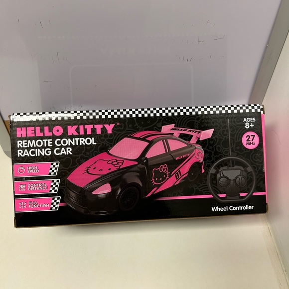 HELLO Kitty Remote Control Racing Car 🚘 - Picture 5 of 7